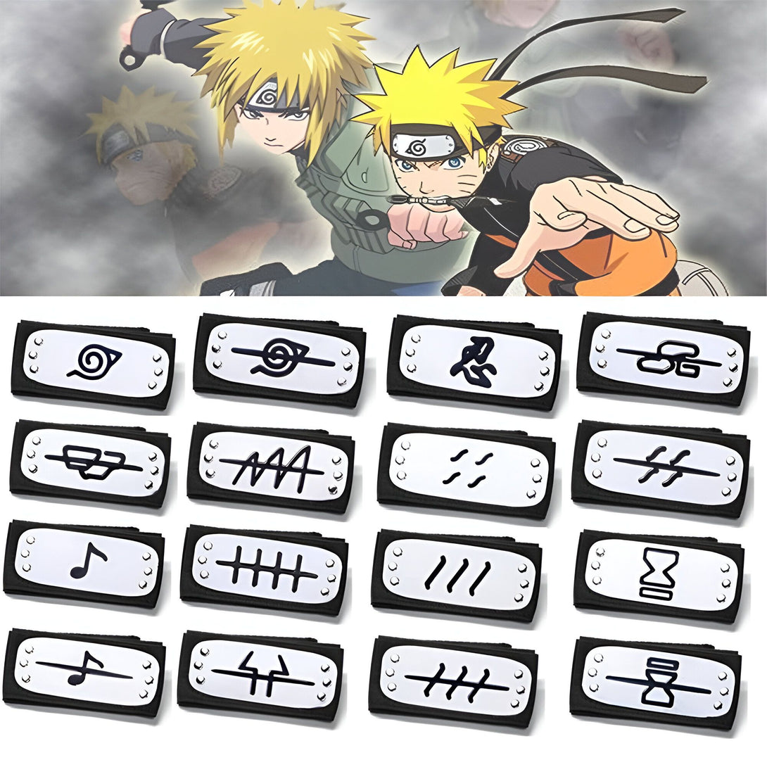 Bandeaux de tête Naruto avec différents symboles de clan. Les bandeaux sont noirs avec une plaque en métal argenté avec le symbole. Deux personnages Naruto sont représentés au dessus des bandeaux.