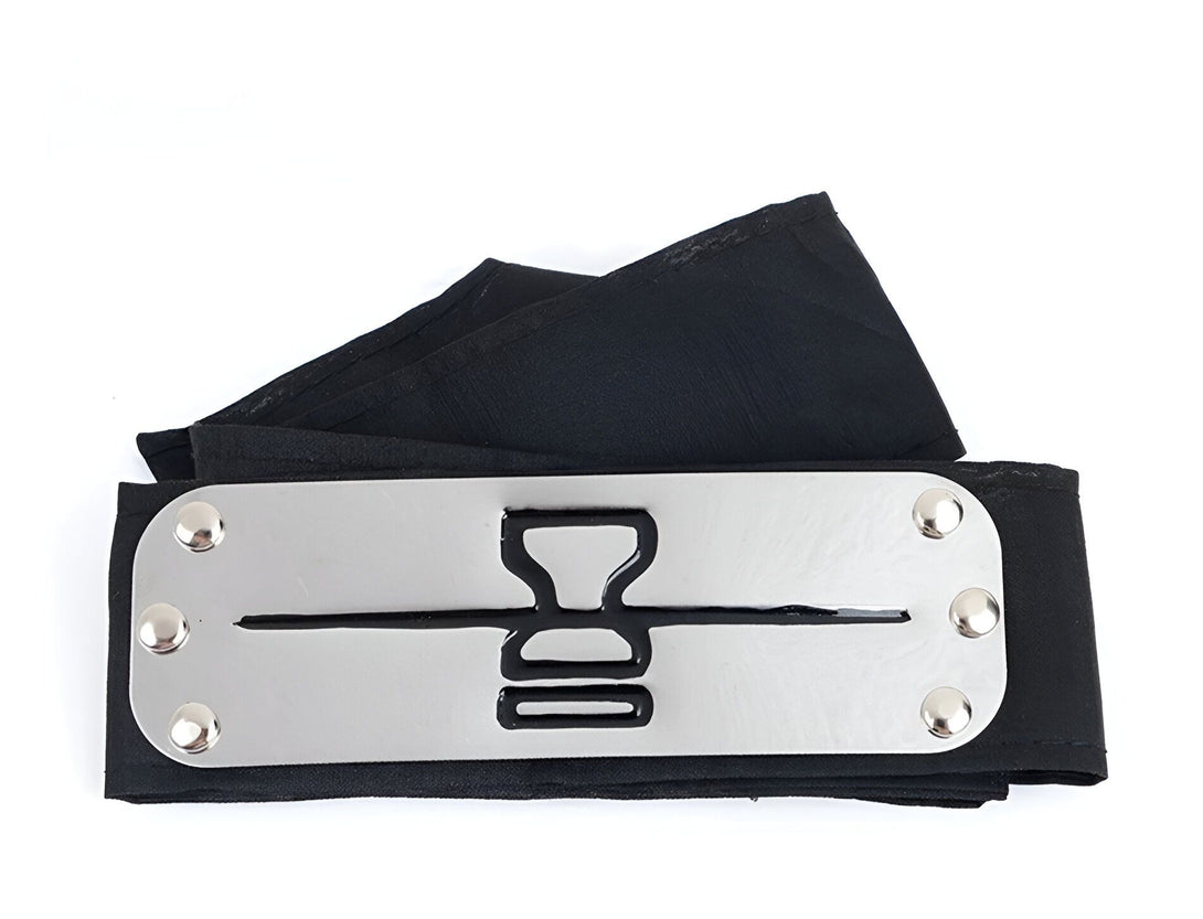 Bandeau de front noir avec un emblème argenté de l'organisation Akatsuki de Naruto.
