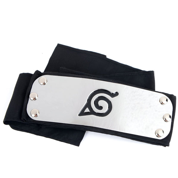 Bandeau noir avec un emblème argenté représentant le symbole du village caché de Konoha,  un symbole de la série d'anime Naruto.