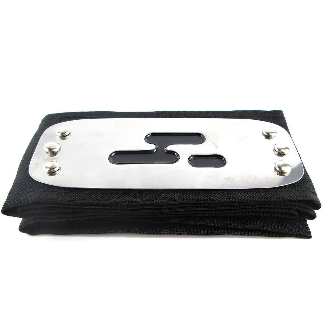 Bandeau de ninja Naruto en tissu noir avec plaque frontale en métal argenté ornée du symbole de Konoha.
