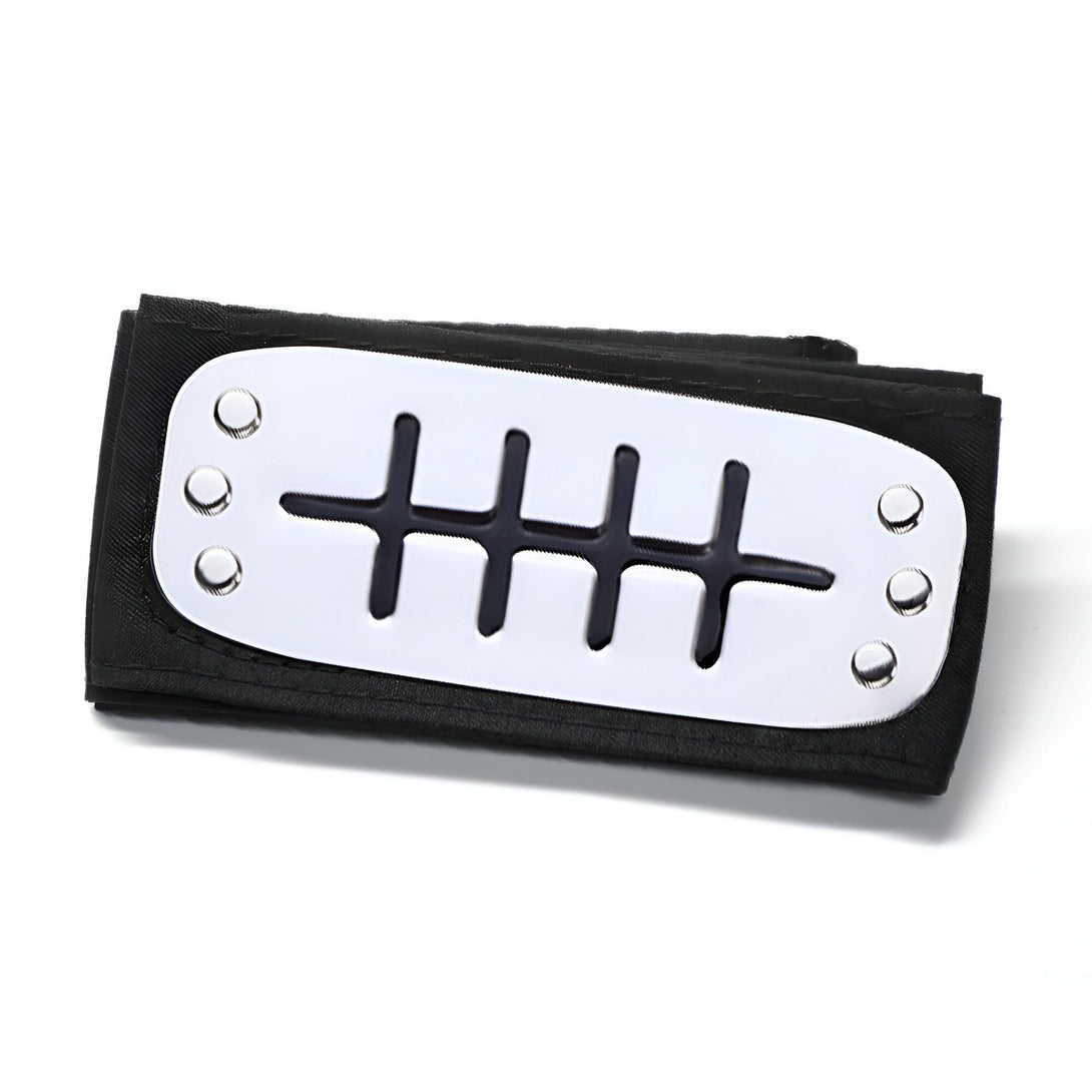 Bandeau noir avec un emblème argenté représentant le symbole du village caché de Konoha, un symbole important dans l'univers de Naruto.