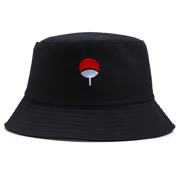 Chapeau noir en toile avec le logo d'Akatsuki brodé en rouge et blanc.