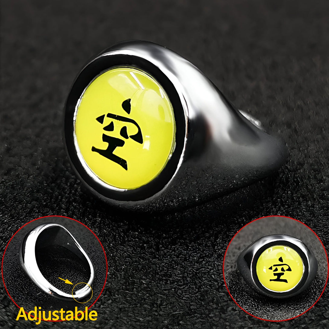 Bague Naruto en argent avec un symbole jaune "空" (vide) et réglable.
