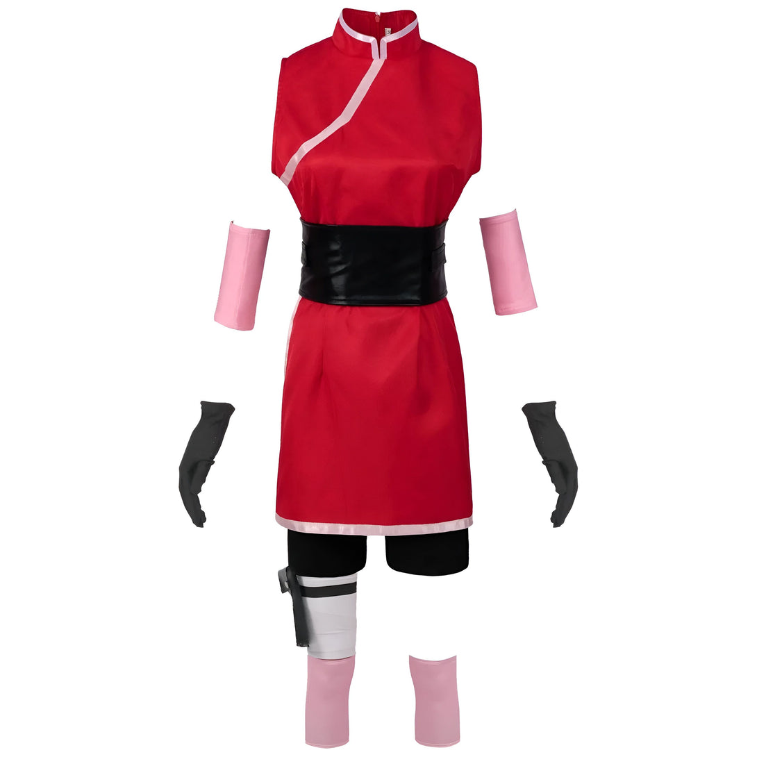 Costume de Sakura Haruno de Naruto, comprenant une robe rouge, une ceinture noire, des manchettes roses, des gants noirs, des genouillères roses et un holster de jambe.