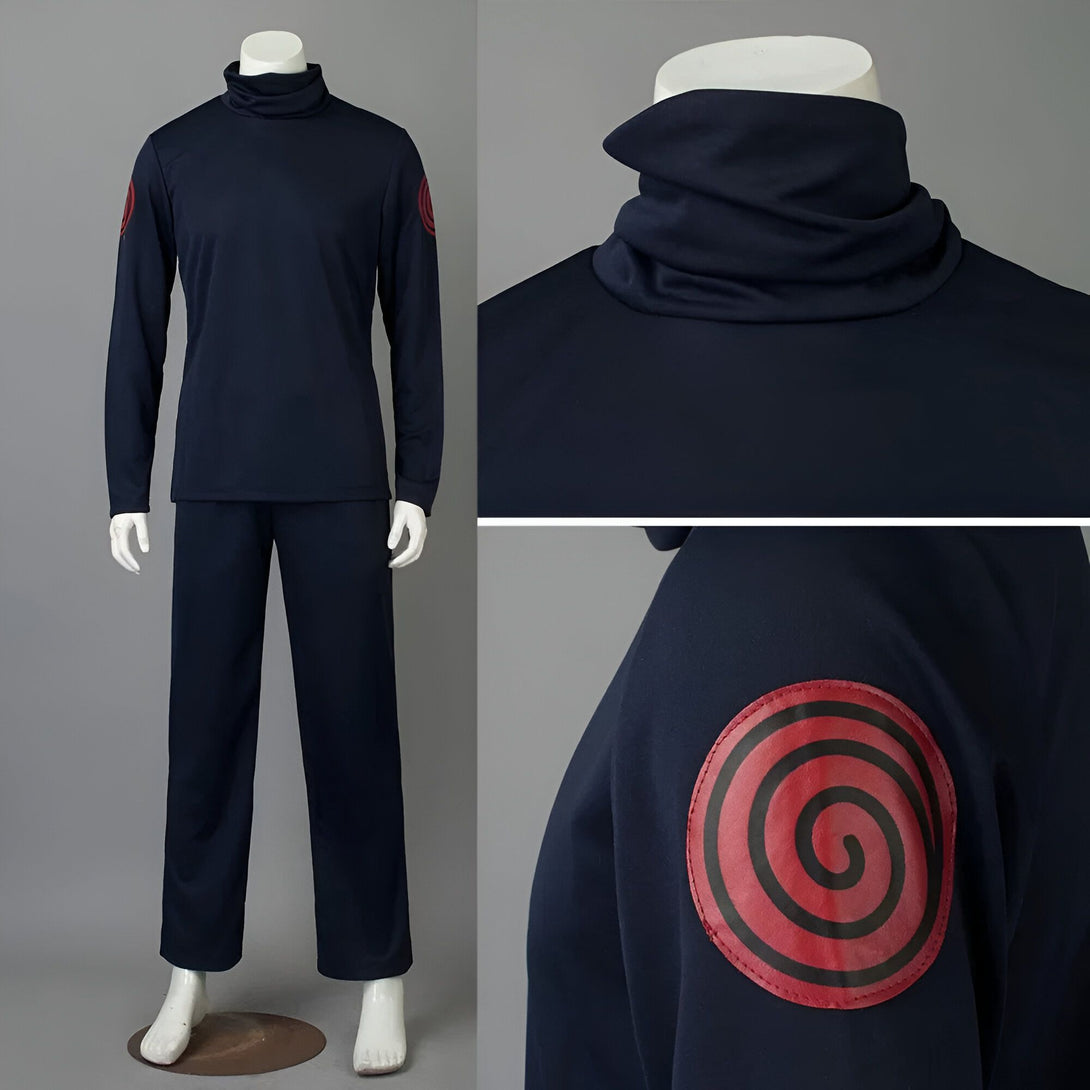 Costume Naruto en tissu noir avec un col montant et le symbole du clan Uchiwa sur la manche.