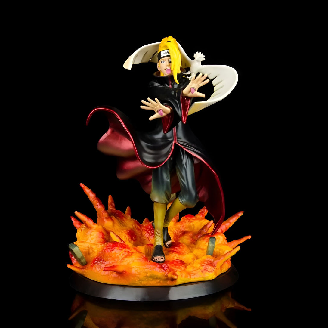 Figurines Naruto Shippuden de Pain, le chef d'Akatsuki, tenant un oiseau blanc. La figurine est posée sur une base représentant une explosion de feu.