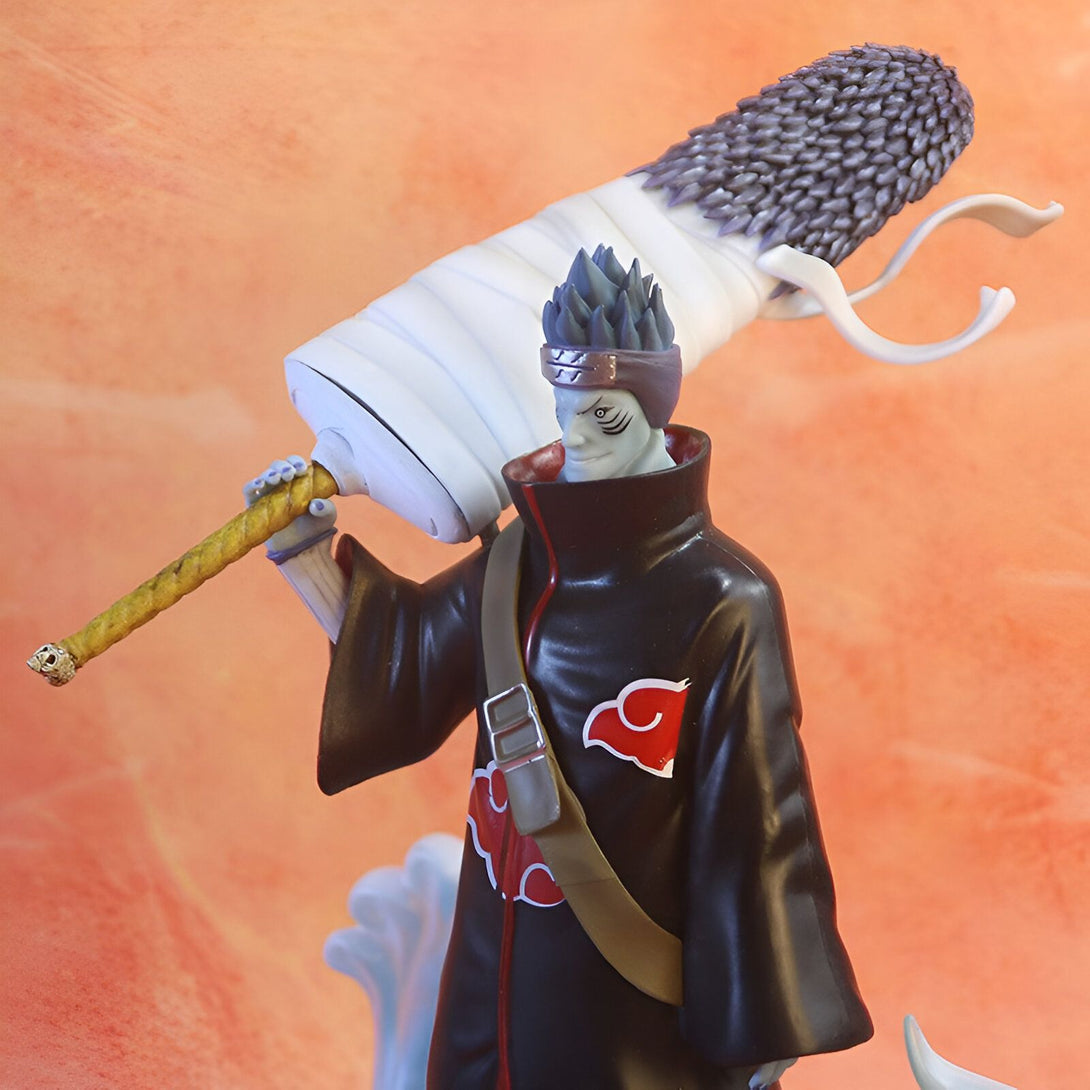 Figurine de Pain, un personnage de l'anime Naruto, tenant sa célèbre arme, la "Six Paths Technique". Cette figurine est idéale pour les fans de l'univers de Naruto et de ses personnages emblématiques.
