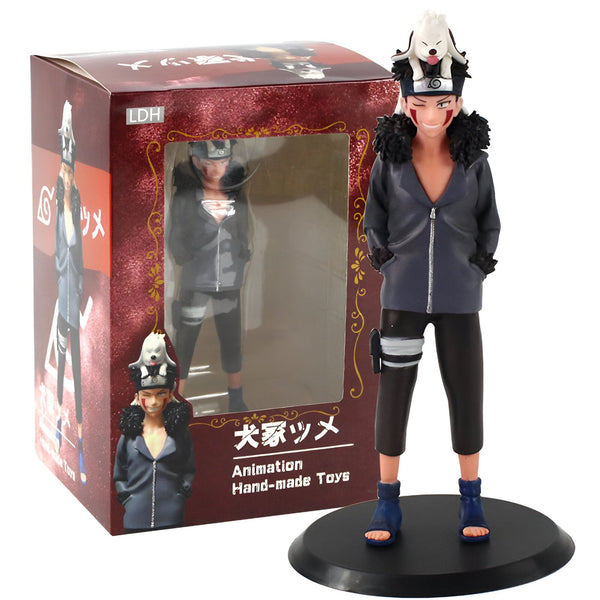 Figure de collection de Naruto Uzumaki en tenue de Hokage, avec un chien sur la tête. La figurine est représentée debout sur une base noire, dans sa boîte d'origine.