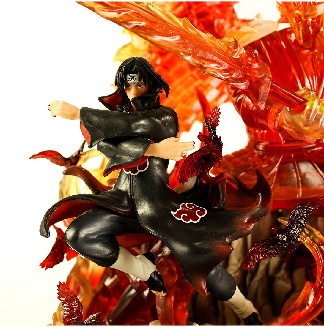 Figurines Naruto Shippuden : Figurine d'Itachi Uchiha enflammé dans sa forme de Susanoo avec une épée rouge. La figurine est conçue avec des détails complexes et capture parfaitement la puissance d'Itachi.