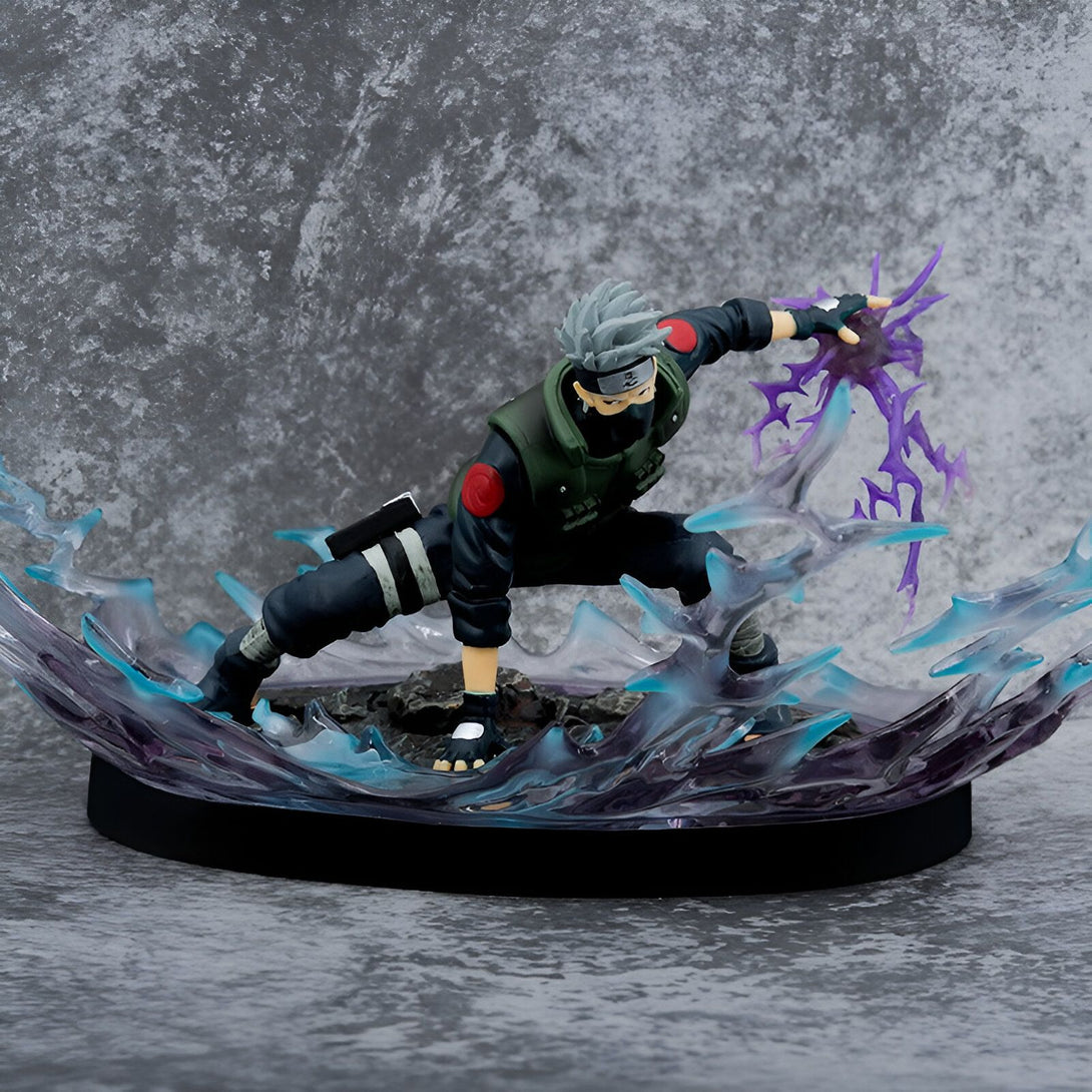 Figurines Naruto en PVC, Kakashi Hatake en pleine action, lançant son Rasengan avec des effets spéciaux.