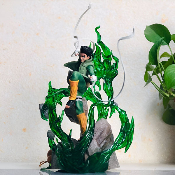 Figure de Rock Lee en action, avec des effets spéciaux verts, provenant de l'anime Naruto.