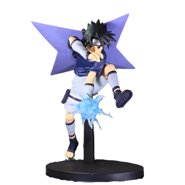 Figur de Naruto Uzumaki en action, portant son costume bleu et blanc, debout sur un socle noir et utilisant sa technique de Rasengan.
