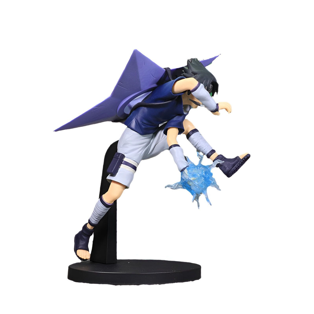 Naruto Uzumaki, personnage principal de l'anime Naruto, dans une pose dynamique avec son Rasengan. Cette figurine de collection est un excellent ajout à toute collection de fans de Naruto.