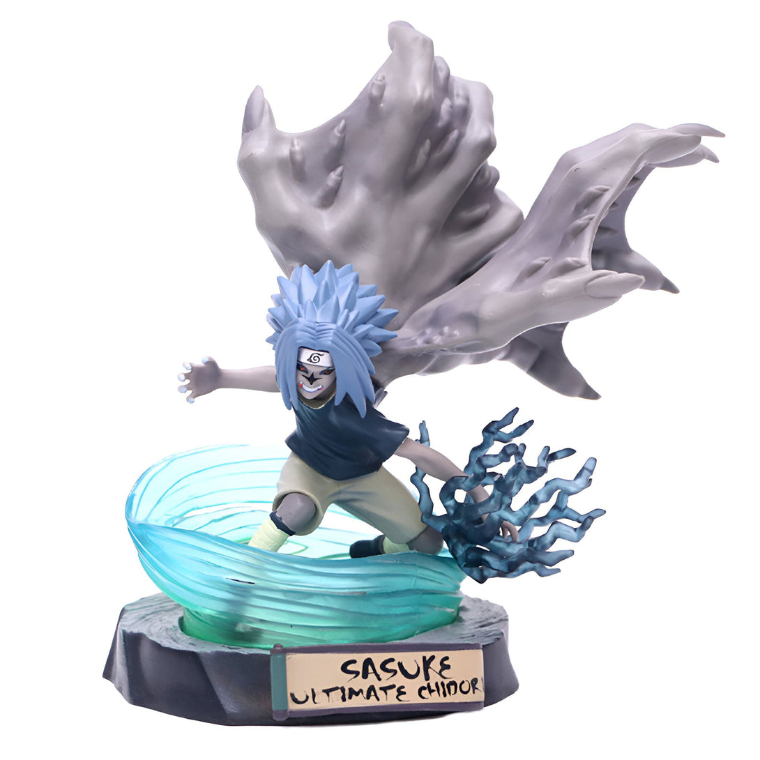Figurines de collection Naruto représentant Sasuke en train d'utiliser son jutsu Chidori. La figurine est posée sur une base qui représente une vague d'énergie bleue.