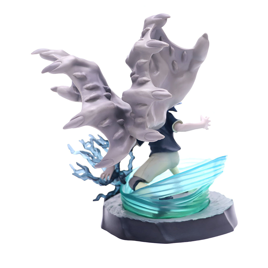 Figurines Naruto en PVC représentant le personnage avec des ailes grises et un effet d'éclair bleu.