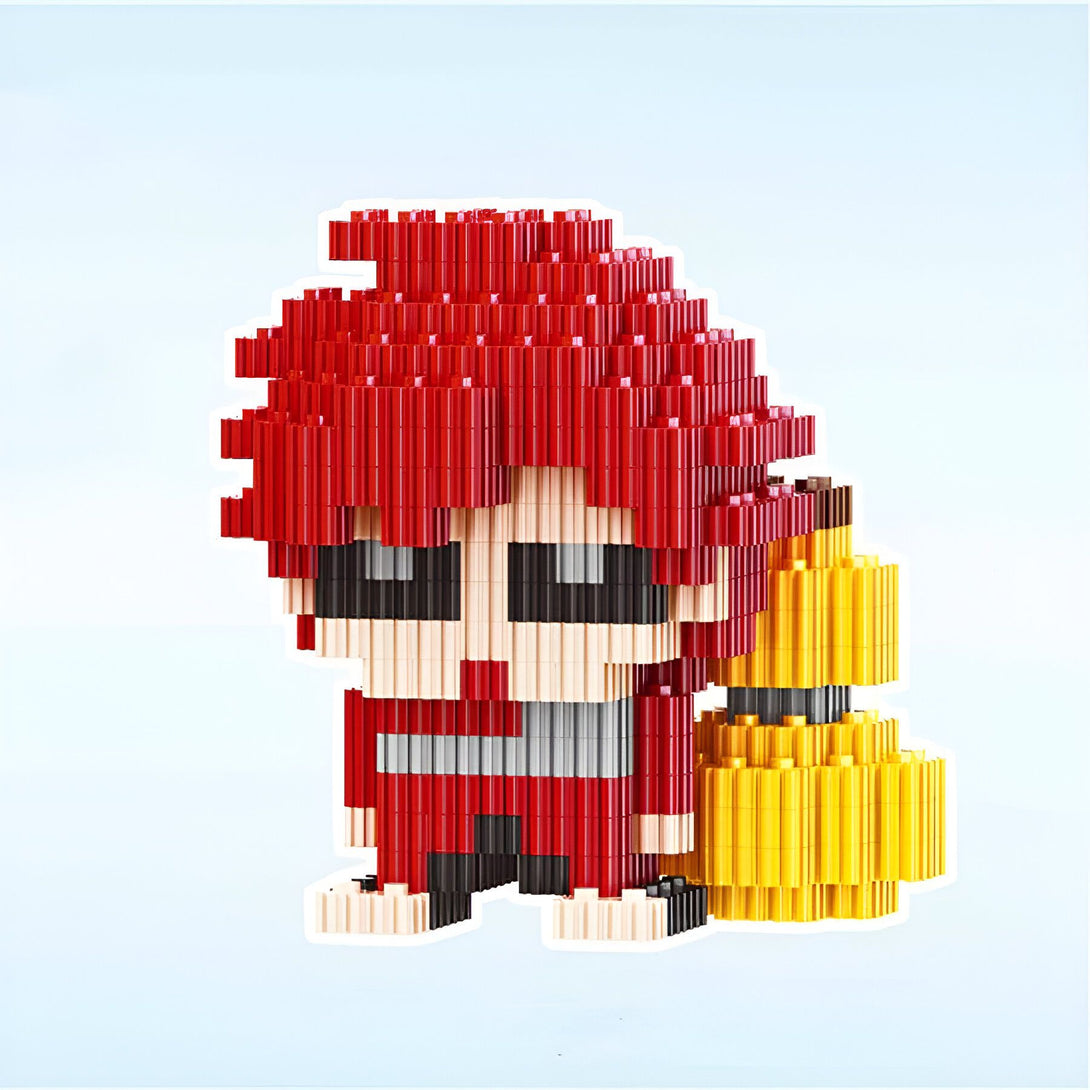 Figurines en blocs de construction représentant Naruto Uzumaki avec ses cheveux roux et sa tenue rouge, portant une gourde jaune.  Parfait pour les fans de Naruto !