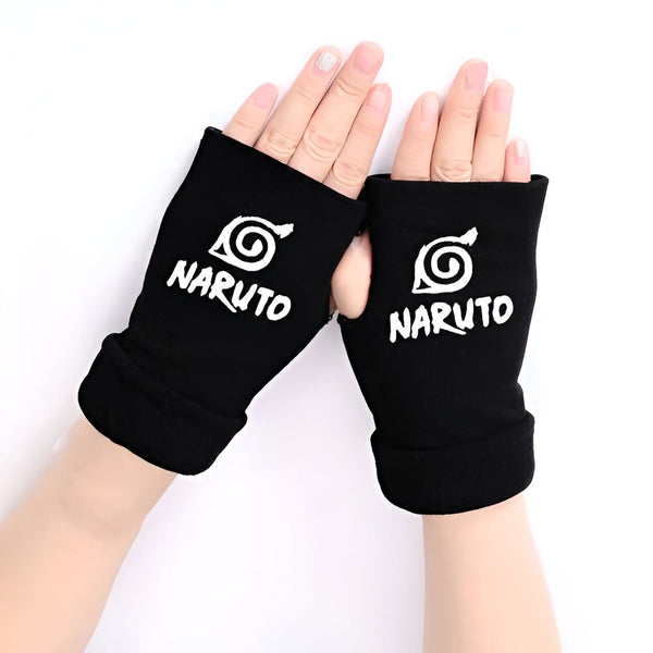 Une paire de mitaines noires avec le logo de Naruto et le texte "Naruto" écrit en blanc.