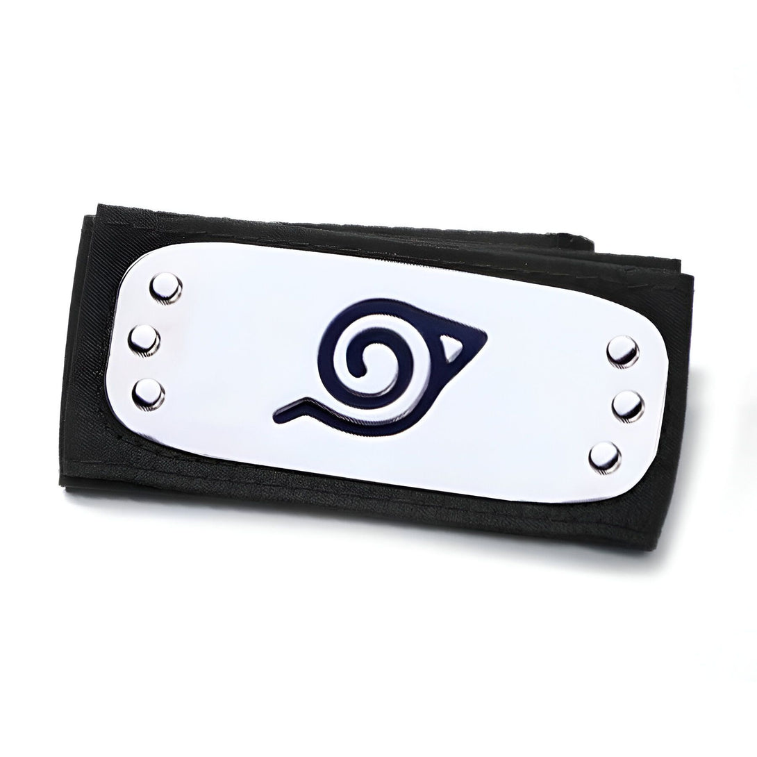 Bandeau noir avec le symbole du village caché de Konoha en argent.  Accessoire parfait pour les fans de Naruto.