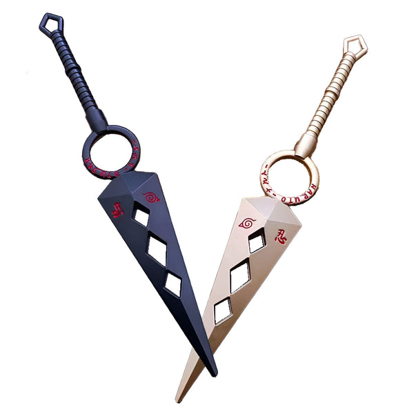 Deux kunais de Naruto, l'un en noir et l'autre en or, avec le symbole du village caché de Konoha et le kanji "feu" (火).