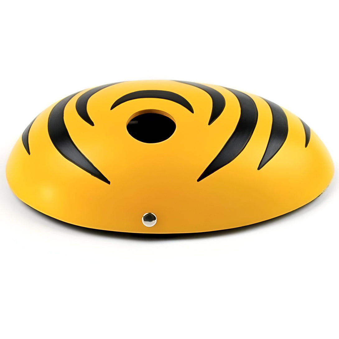 Masque jaune avec des motifs noirs en forme de spirales, inspiré du personnage de Naruto.  Parfait pour les fans de l'anime.  Accessoire de cosplay idéal.