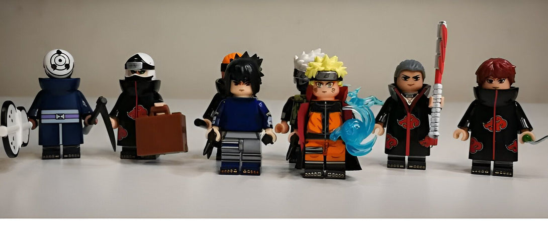 Figurines LEGO de personnages de l'anime Naruto, incluant Naruto, Sasuke, Kakashi, Pain et Obito. Ces figurines sont idéales pour les fans de l'univers Naruto.