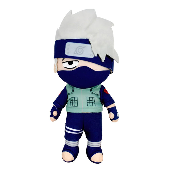 Peluche de Kakashi Hatake, un personnage populaire de l'anime Naruto, portant son costume emblématique bleu et vert avec son bandeau et son masque.