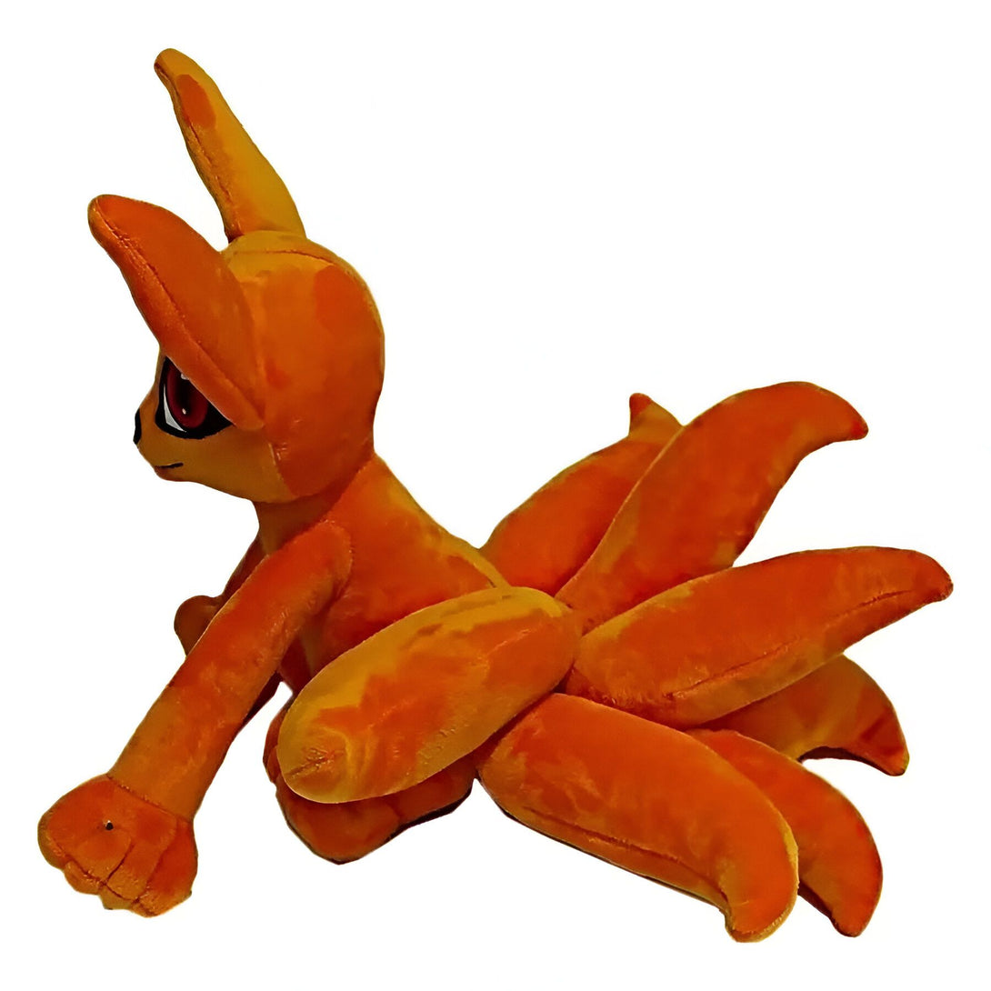 Peluche Kurama, le renard à neuf queues, de l'anime Naruto. Cette peluche est orange et a une queue à neuf queues.