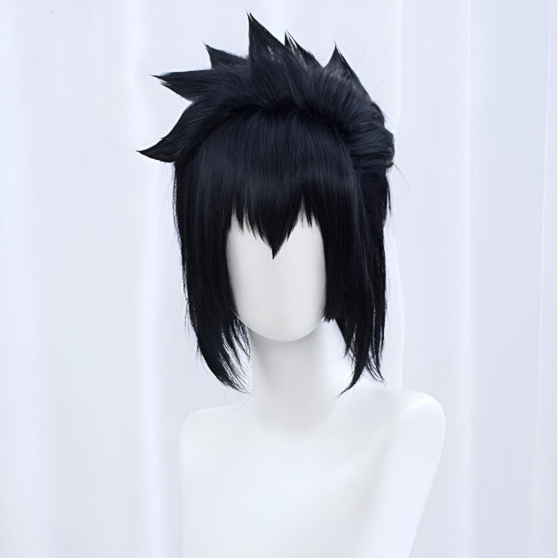 Perruque noire de cosplay de Naruto avec des mèches pointues sur le dessus.