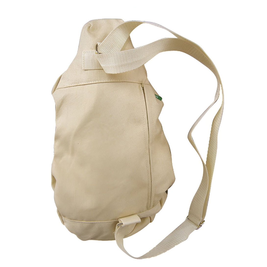 Sac à dos en toile beige avec une bandoulière réglable. Parfait pour les fans de Naruto.