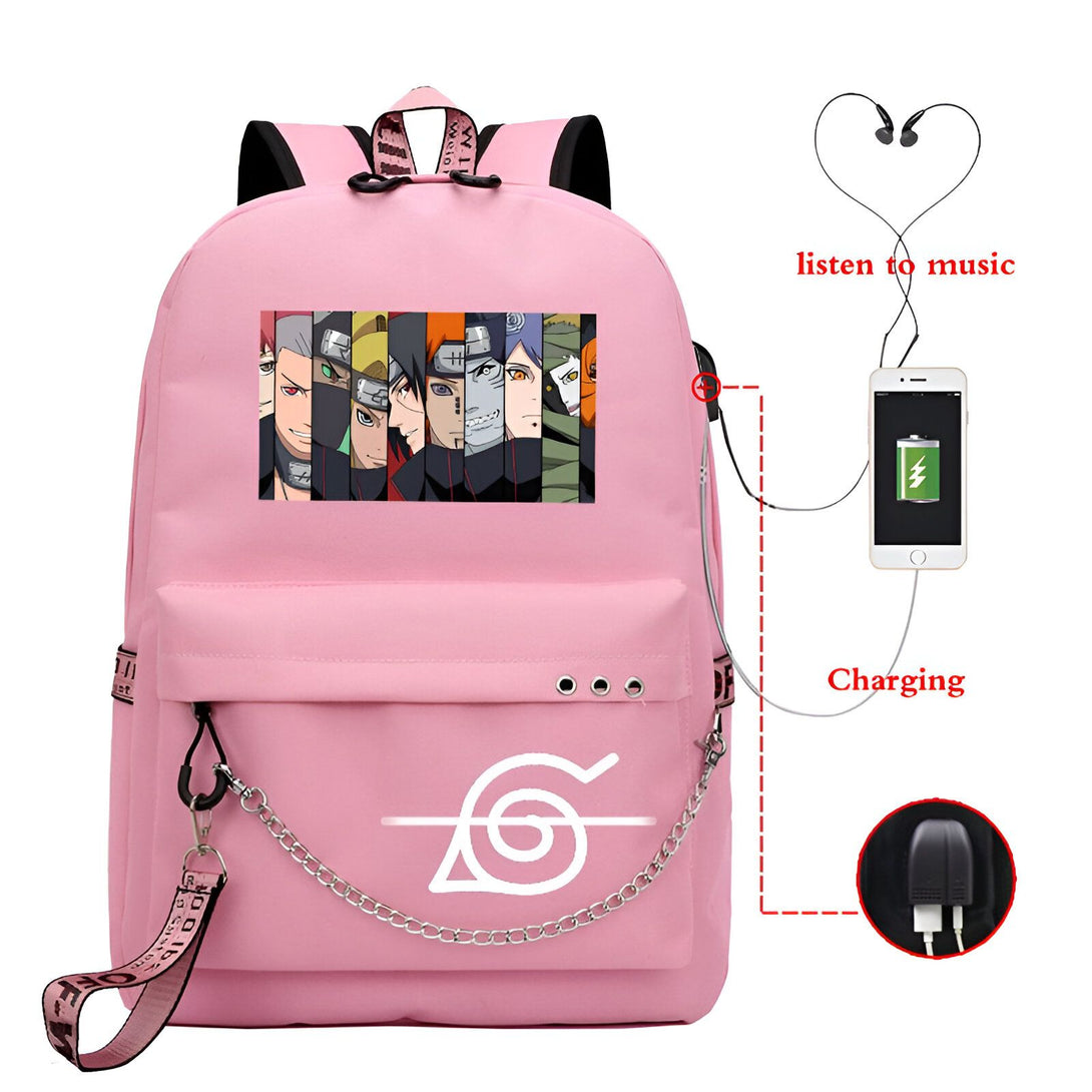 Sac à dos rose avec un imprimé des personnages de Naruto et le logo du village caché de Konoha. Le sac à dos est doté d'une prise pour charger un téléphone portable.