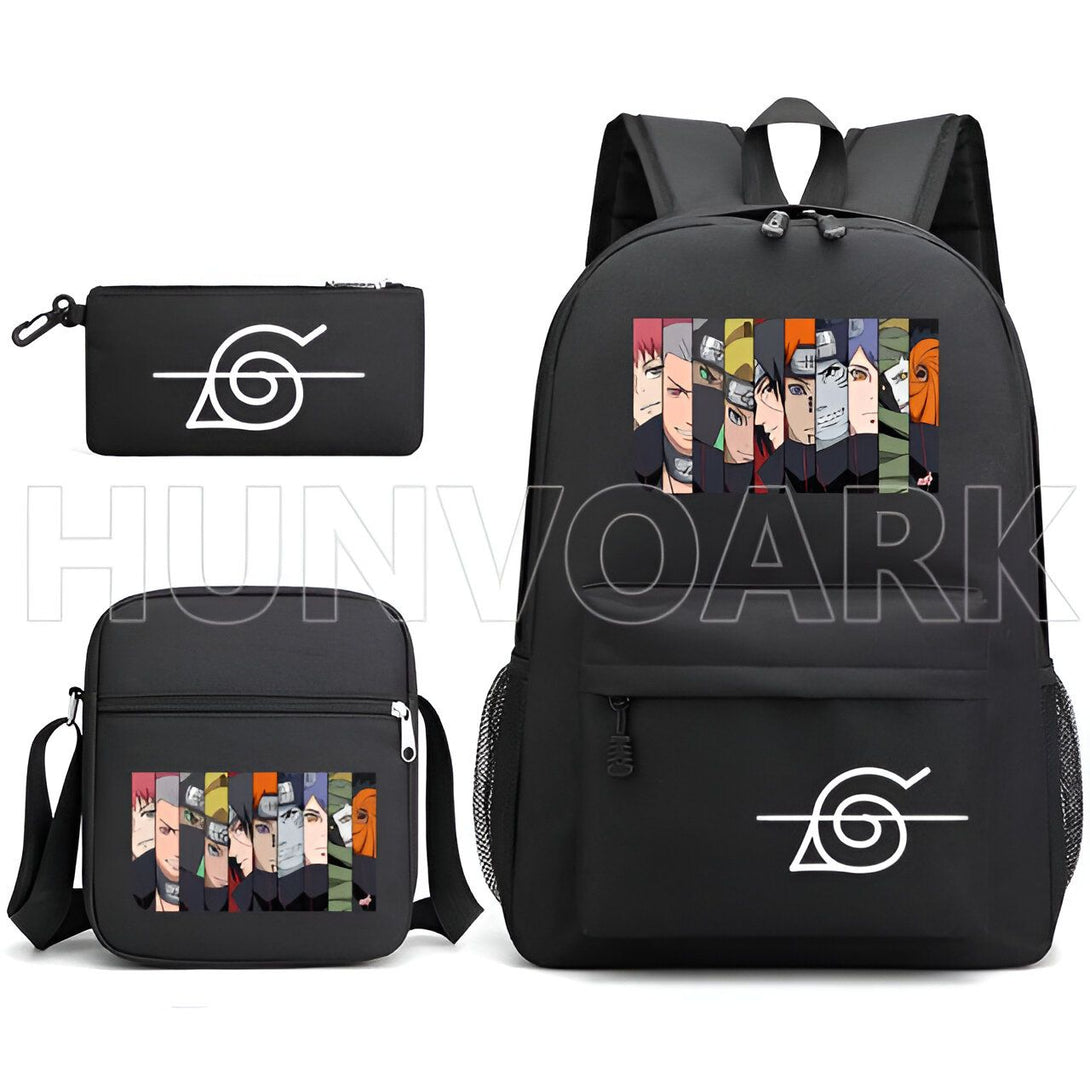 Ensemble de trois sacs à dos et trousses d'école noirs avec des designs de personnages de l'anime Naruto, y compris le symbole "Sharingan". L'ensemble est parfait pour les fans de Naruto.