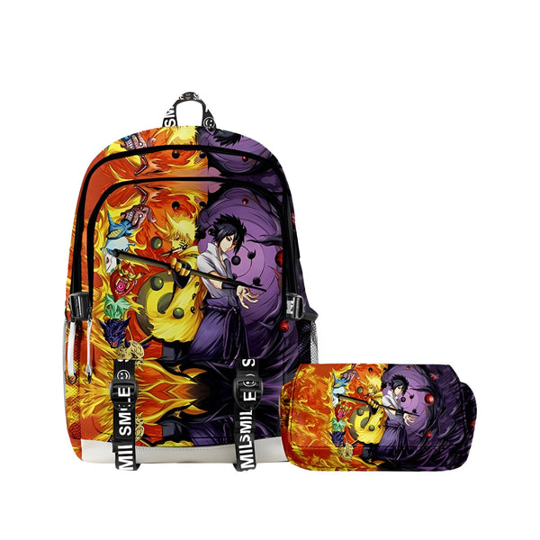 Sac à dos et trousse à crayons Naruto avec un motif de Naruto et Sasuke. Le sac à dos a des bretelles réglables et une poche zippée à l'avant. La trousse à crayons a une fermeture éclair.