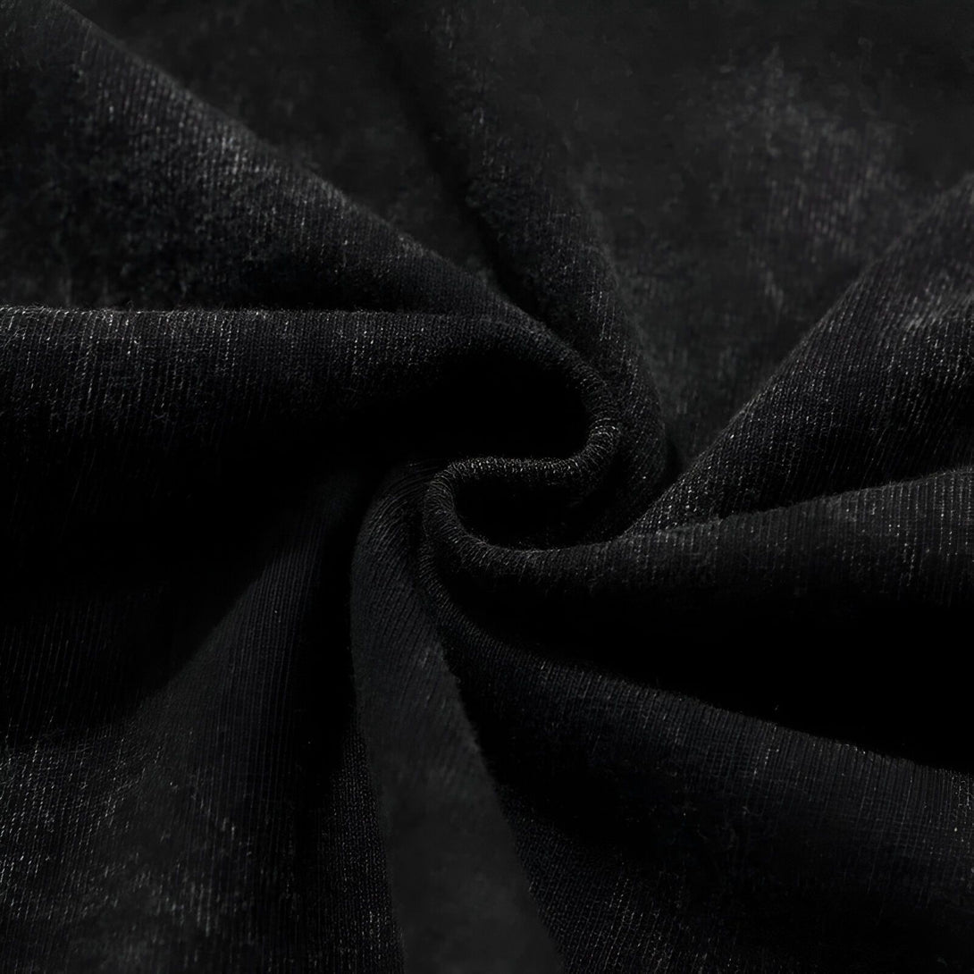 Tissu noir de haute qualité, parfait pour les t-shirts Naruto.