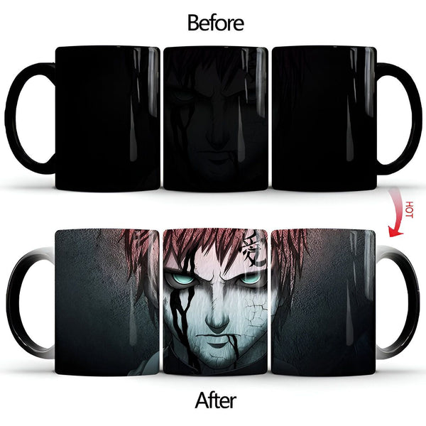 Mug magique Naruto avec l'image de Kakashi Hatake qui apparaît quand le mug est rempli de boisson chaude.